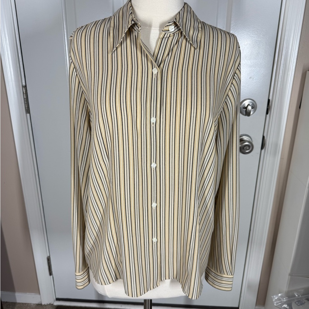 Covington women’s Beige and Black Striped Blouse